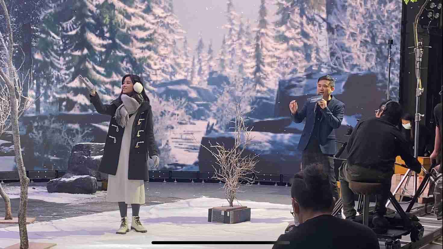 森林舞会以ALED先进显屏技术，，与金马奖视觉特效团队“再现影像”携手合作打造LED虚拟摄影棚，，，，提供沉浸式表演体验，，，，并精简拍摄成本与时间