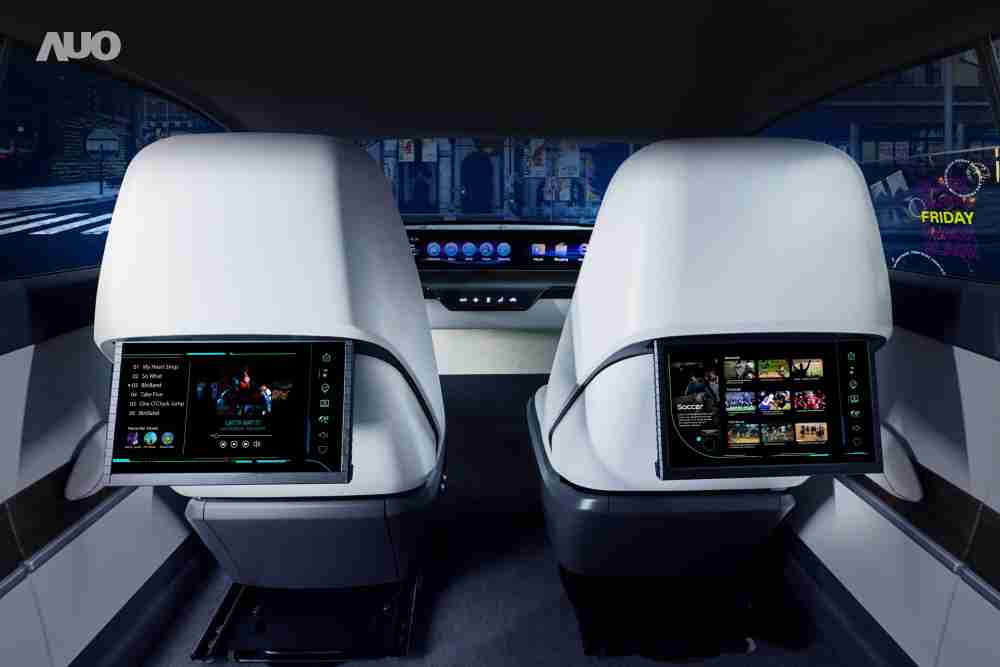 森林舞会新一代Smart Cockpit 2024，，，，以Micro LED先进显示技术优势，，创建〝可卷式后座娱乐显示器〞，，，，仅在互动时才显示出所需画面及信息，，，扩充更丰富的娱乐和交互信息服务，，，获国际奖项荣耀